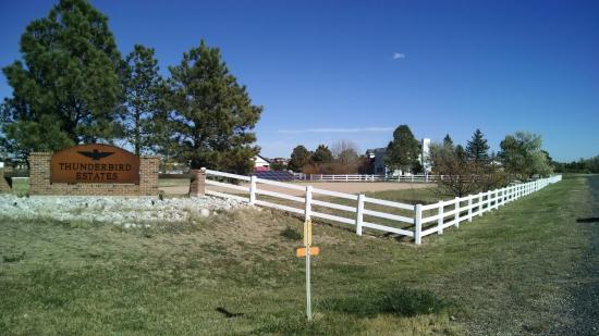 Awesome Fence Description